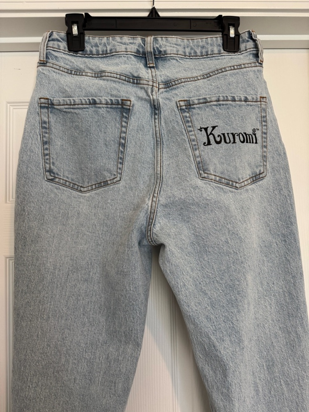 Kuromi Lightweight Blue Women's Jeans with Purple Butterfly Embellishments - Picture 12 of 12
